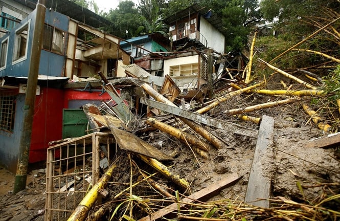 Lở đất làm hư hại nhiều nhà cửa ở thủ đô San Jose, Costa Rica /// Reuters 