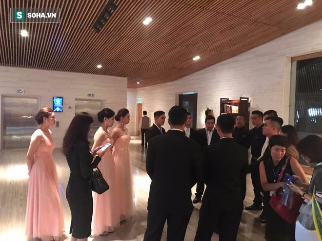 [TRỰC TIẾP] Toàn cảnh đám cưới Đặng Thu Thảo: Không gian cưới lộng lẫy như truyện cổ tích - Ảnh 13.