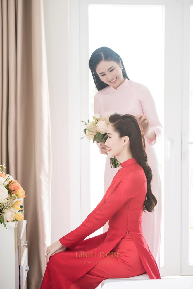 Dang Thu Thao tung hoa cuoi cho Ngoc Han sau hon le hinh anh 3