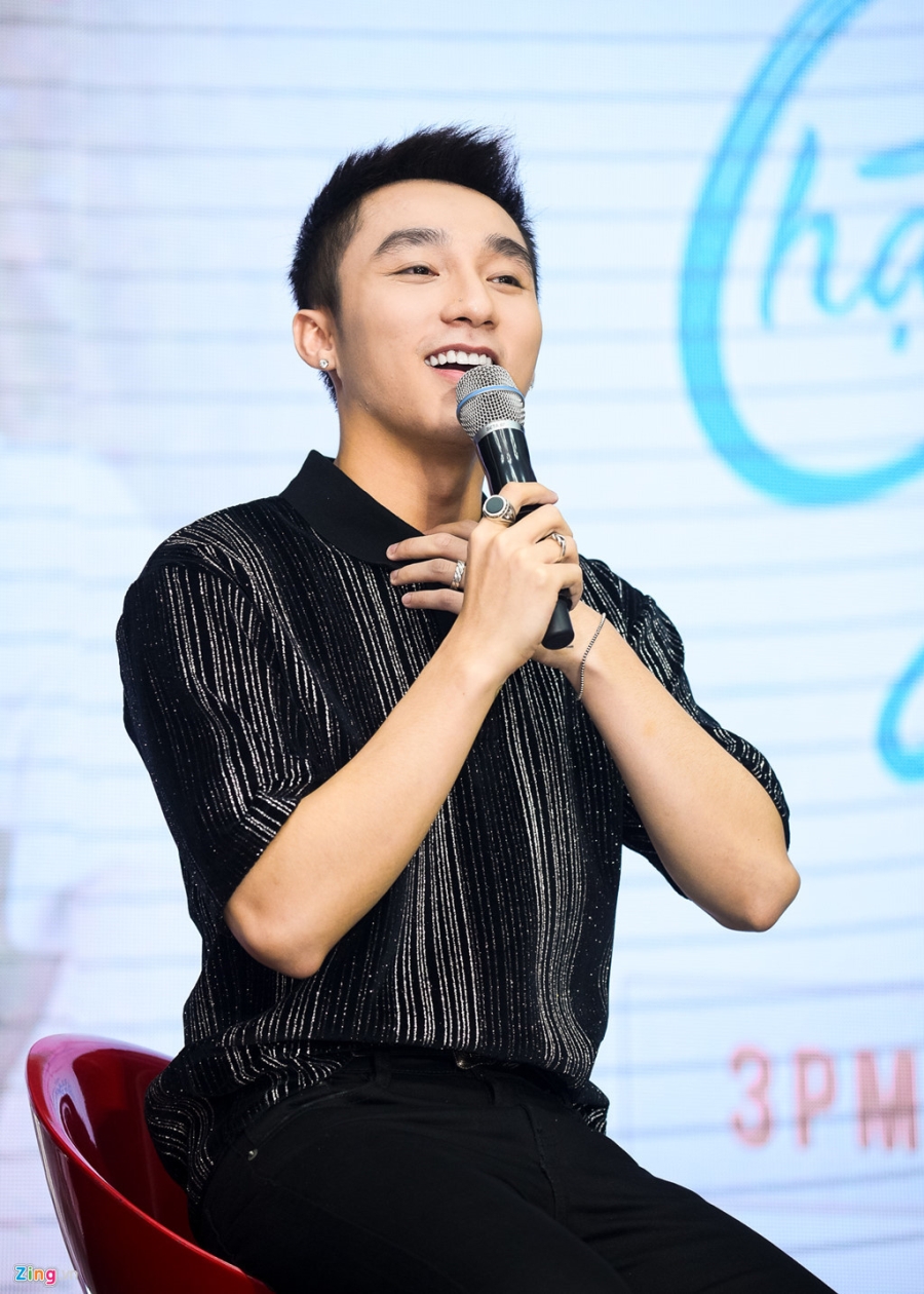Hanh trinh 5 nam tu ca si tre den than tuong hang dau cua Son Tung hinh anh 15