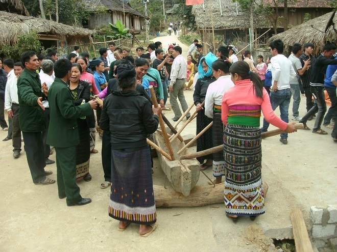 ngoi lang ky la cho phep trai gai ngu chung nhung cam lam “chuyen vo chong” - 2