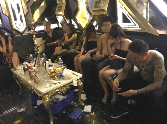 Dua 82 nam nu phe ma tuy tap the o Sai Gon di cai nghien hinh anh 2