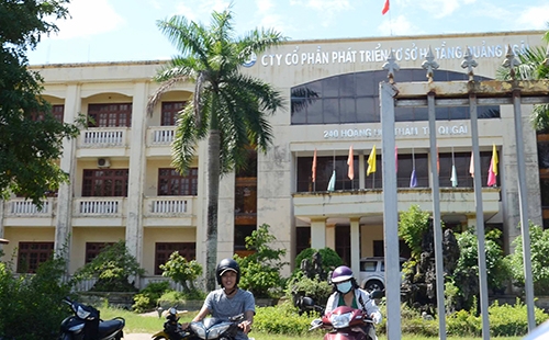 Công ty Cổ phần Phát triển Cơ sở Hạ tầng Quảng Ngãi mới được thay chủ sở hữu. Ảnh: Thạch Thảo.