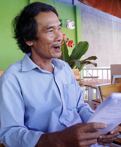 Ông Thỏa nghỉ hưu do mất sức lao động nhưng không được giải quyết lương hưu. Ảnh: Thạch Thảo.