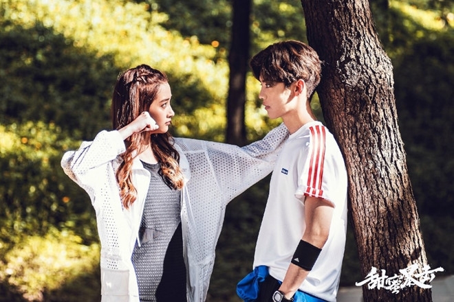 Luhan bat ngo cong khai hen ho tieu hoa dan 20 tuoi Quan Hieu Dong hinh anh 2