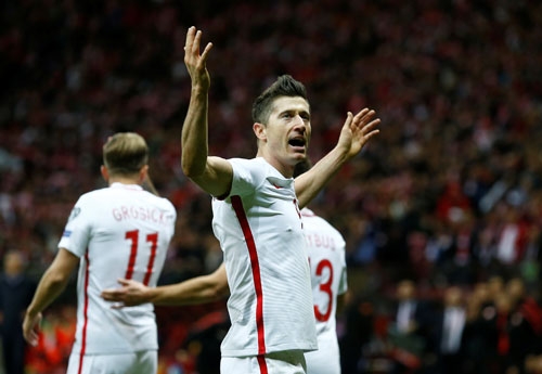 ba-lan-di-thang-toi-world-cup-dan-mach-da-play-off