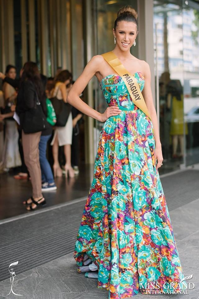 dai dien hong kong bi che xau dong troi khi tham du miss grand international 2017 tai viet nam - 8