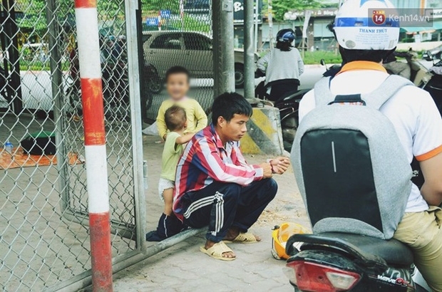 Gặp người bố đưa 2 con trai đi ăn xin ở Hà Nội vì bị vợ bỏ khiến nhiều người xót xa - Ảnh 5.