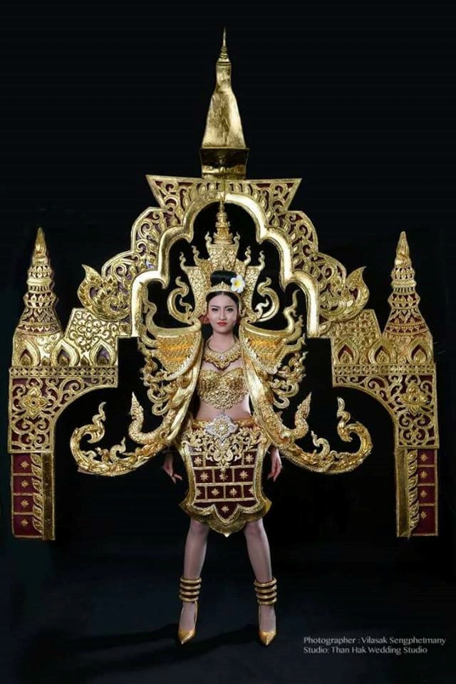 Nhung hinh anh dau tien ve trang phuc dan toc du thi cua Huyen My hinh anh 2