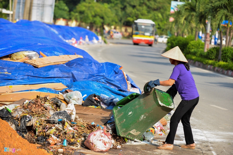 'Nui rac' dai hang tram met ngap thi xa Son Tay hinh anh 8