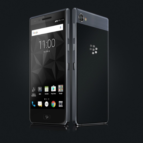 smartphone-blackberry-chong-nuoc-dau-tien-ra-mat-gia-463-usd