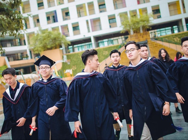 Tất tần tật về nam sinh bản kiểm điểm nổi tiếng sau hành trình đến trường gian nan - Ảnh 5.