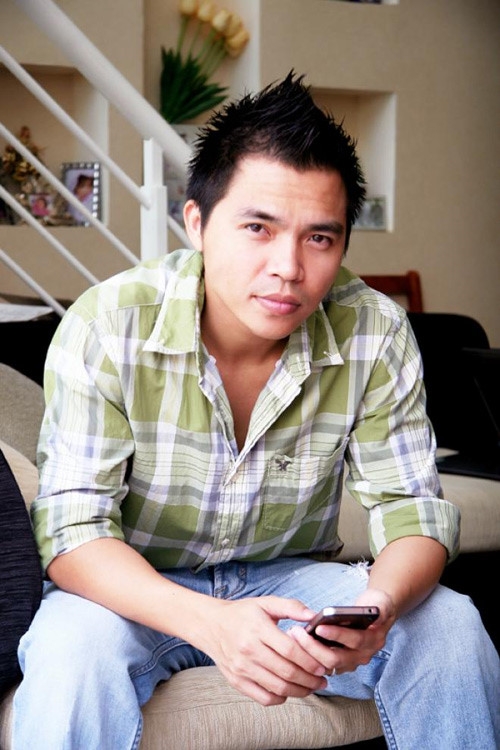 Ca si Le Minh tung roi vao nguy kich sau khi bi tai nan gay chan hinh anh 1