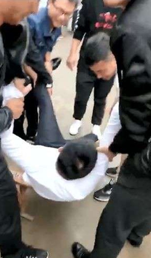 chú rẻ tq chet tham trong ngay cuoi vi tro dua qua da cua ban hinh anh 1