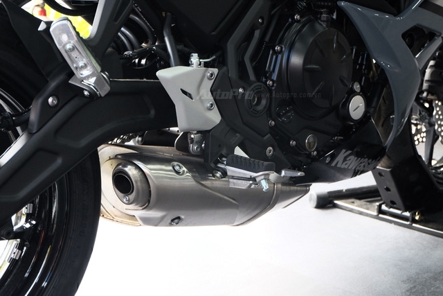 Kawasaki Ninja 650 2018 với màu sơn mới xuất hiện tại Việt Nam, giá bán 288 triệu Đồng - Ảnh 5.