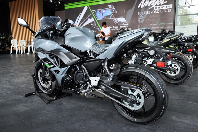 Kawasaki Ninja 650 2018 với màu sơn mới xuất hiện tại Việt Nam, giá bán 288 triệu Đồng - Ảnh 6.