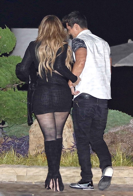 mariah-carey-dien-vay-ngan-sexy-di-choi-toi-voi-bo-tre-3
