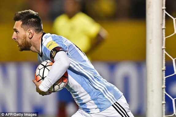 Messi gỡ hòa cho Argentina ở thời điểm quan trọng 