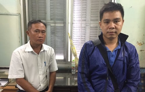 nghi buon lau, 2 can bo hai quan tp.hcm bi bat hinh anh 1