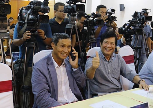 park-hang-seo-ra-mat-tren-cuong-vi-hlv-truong-tuyen-viet-nam