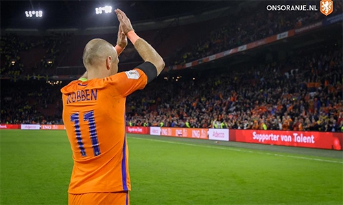 robben-chia-tay-tuyen-ha-lan