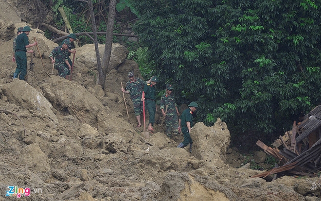 Huy dong cho nghiep vu tim 10 nguoi bi vui lap o Hoa Binh hinh anh 3