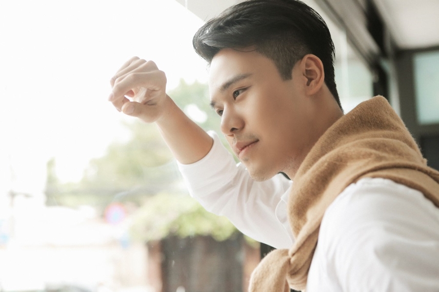9X dien trai lam giam doc sang tao show dien de doi cho Mr. Dam la ai? hinh anh 3