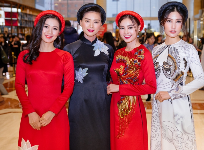 ngo-thanh-van-cung-dan-my-nhan-co-ba-sai-gon-khoe-sac-o-han-quoc