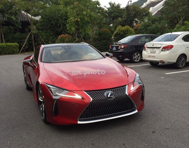 Thêm xe thể thao hạng sang Lexus LC 500h 2018 cập bến Việt Nam - Ảnh 1.