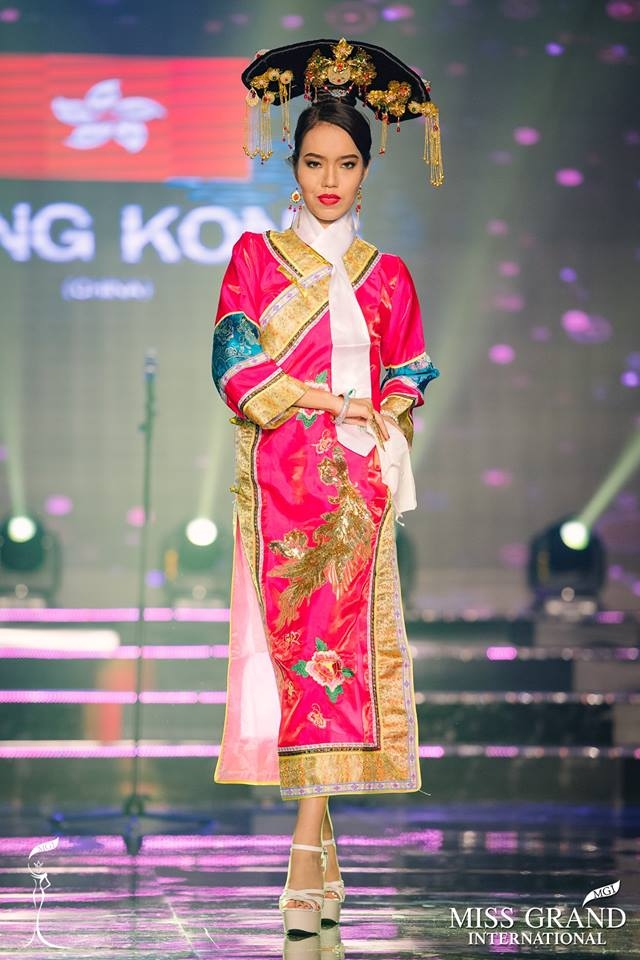 Thí sinh Hong Kong bị cho là “phiên bản lỗi” của Lan Khuê tại Miss Grand International 2017 - Ảnh 1.