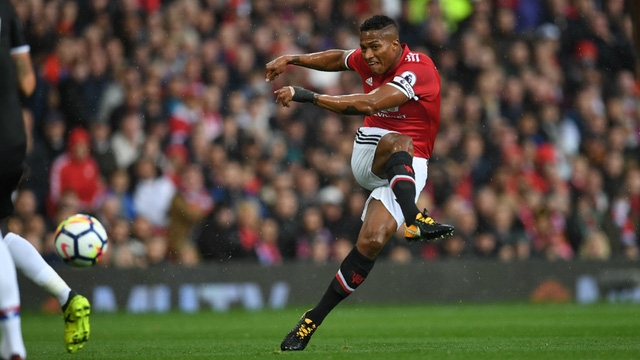  Antonio Valencia 