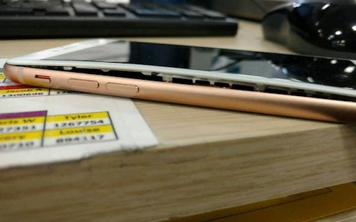 iphone-8-bi-phong-pin-tai-my