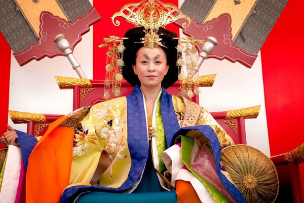 Nhung tao hinh co trang bi chi trich la tham hoa man anh Hoa ngu hinh anh 10