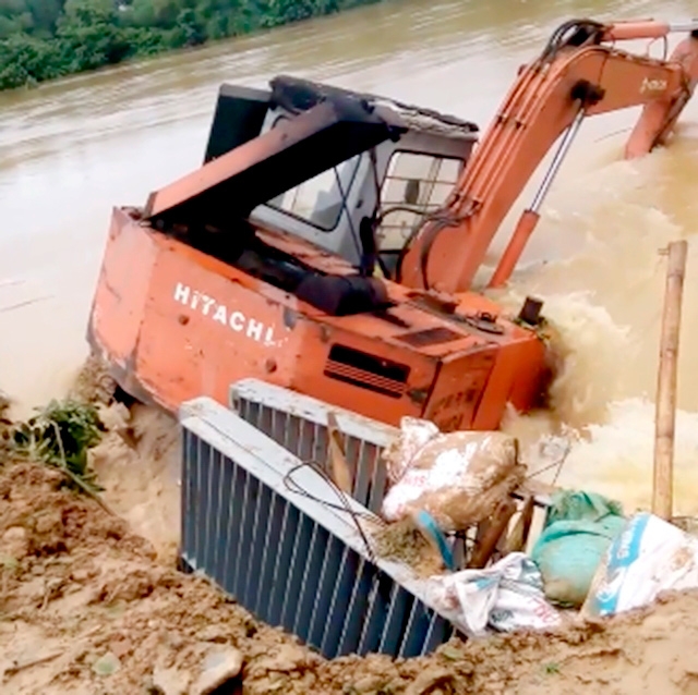 Lũ lụt ở Thanh Hóa, ngập lụt ở Thanh Hóa, mưa lũ, vỡ đê, cứu đê,