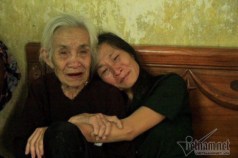 le vieng dinh huu du tai que nha: nuoc mat khong ngung roi hinh anh 4