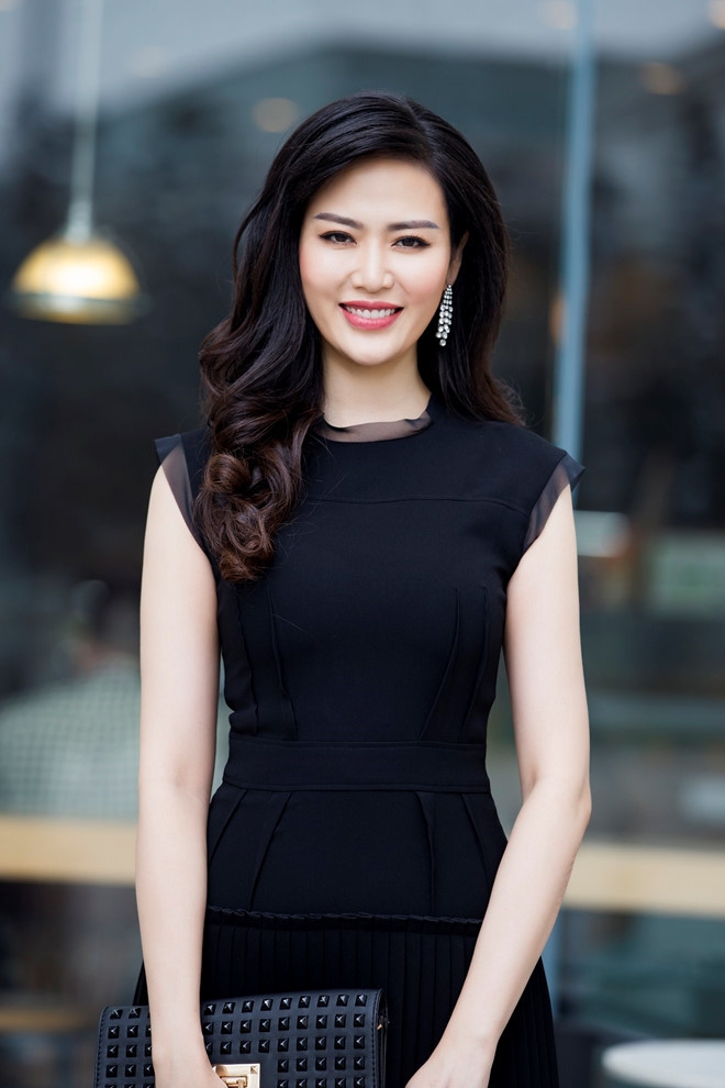 Hoa hau Thu Thuy bi to tung cuop chong chua cuoi cua em ho hinh anh 1