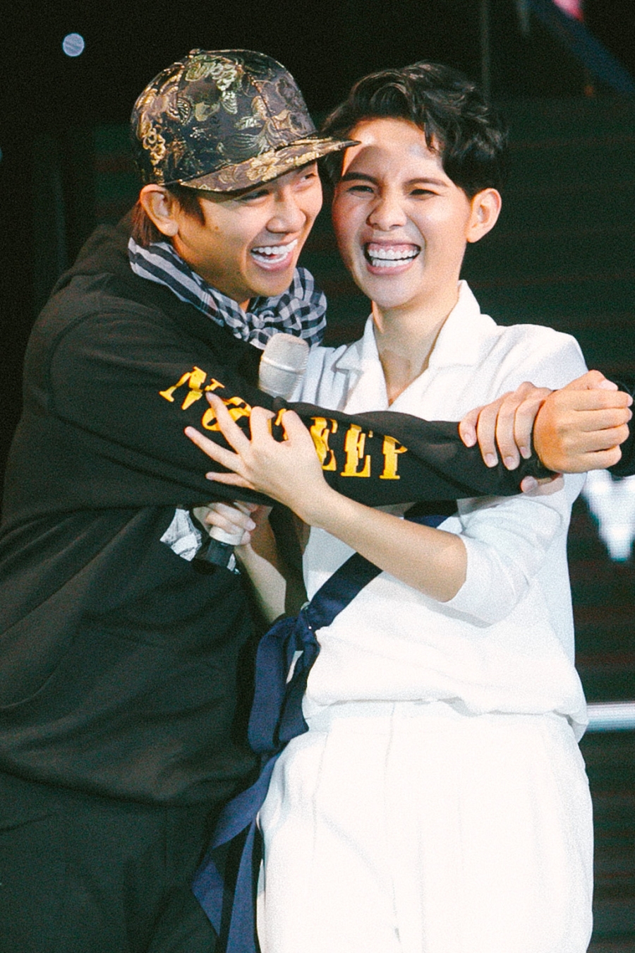 Phillip Nguyen nhay mua trong sinh nhat Vu Cat Tuong hinh anh 4