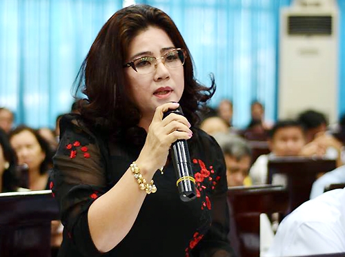 tieu-thuong-tp-hcm-ly-giai-viec-tiem-thuoc-an-than-cho-4000-con-heo