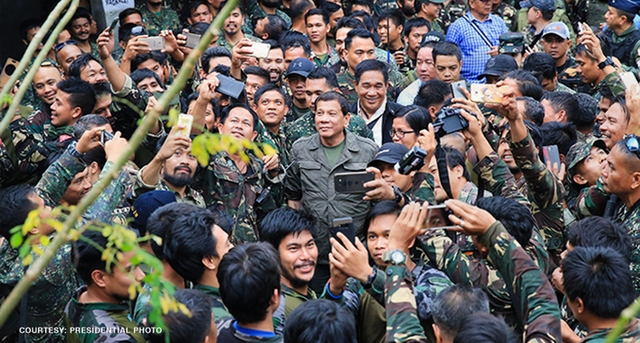  Tổng thống Philippines Rodrigo Duterte tuyên bố giải phóng Marawi khỏi phiến quân. (Ảnh: Văn phòng Tổng thống Philippines) 