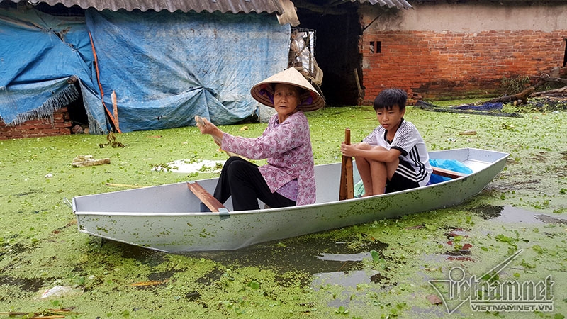lũ lụt, mưa lụt, ngập lụt, lũ lụt ở Chương Mỹ, vỡ đê, mưa lũ, ngập lụt ở Hà Nội