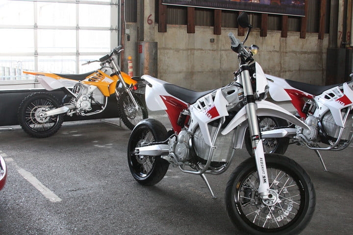 10 mau moto khong dung xang tot nhat the gioi hinh anh 2
