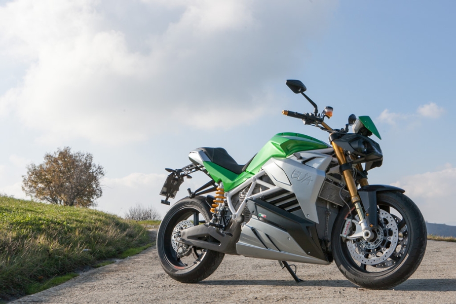 10 mau moto khong dung xang tot nhat the gioi hinh anh 6