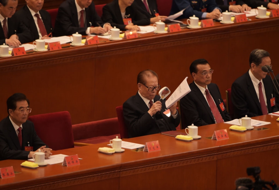 Dai hoi dang Trung Quoc mo man giua troi mua thang 10 hinh anh 9