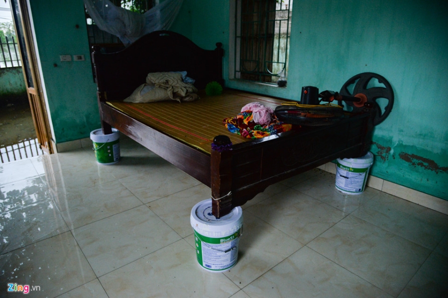 Dọn bùn đất sau 6 ngày sống trên sông hình ảnh 12 Don bun dat sau 6 ngay song tren song hinh anh 12