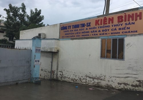 nghi thue giet cha: con gái lo dam tang nhung khong roi nuoc mat hinh anh 1
