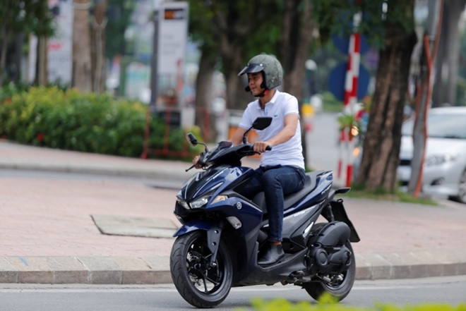 Yamaha trang bi cong nghe cao cap cho xe tay ga tam trung hinh anh 2