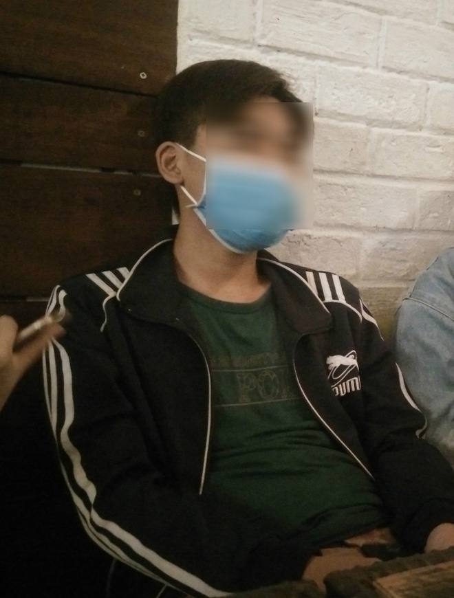 Bảo vệ khẩn cấp, đưa bé trai 15 tuổi nghi bị bà chủ trọ xâm hại tình dục vào trung tâm nuôi dưỡng - Ảnh 2.