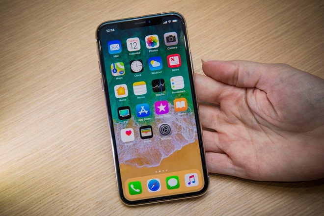 Fan Apple cung phat so voi muc gia iPhone X hinh anh 1