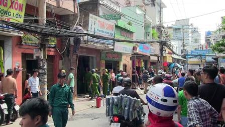 nghi an chong sat hai vo roi phong hoa dot nha tu van o sai gon hinh anh 2
