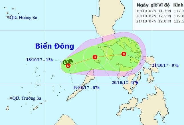 Sieu bao hut vung ap thap ra khoi Bien Dong, Trung Bo mua lon hinh anh 1